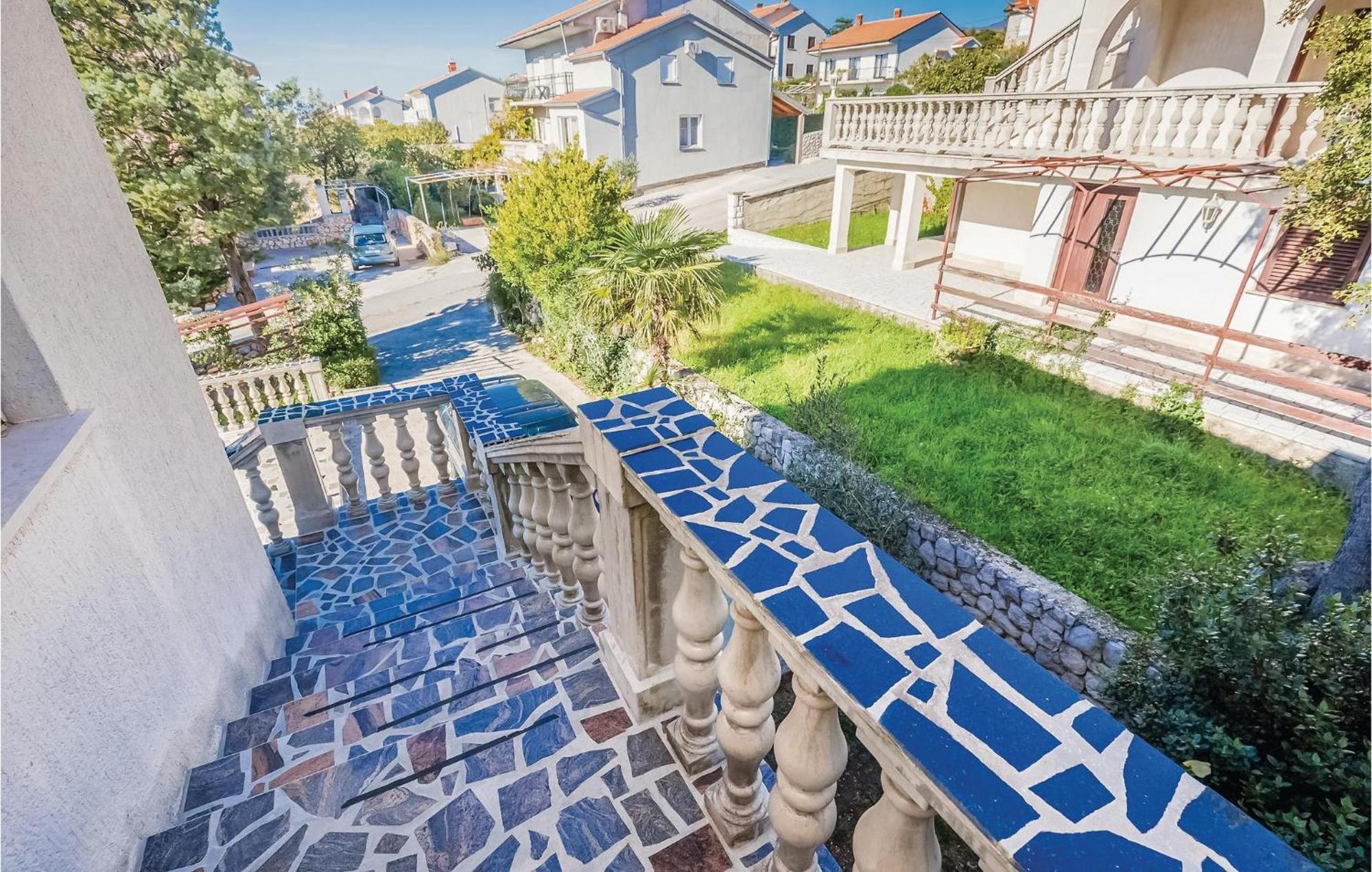Stunning Apartment In Novi Vinodolski With Wifi Eksteriør bilde